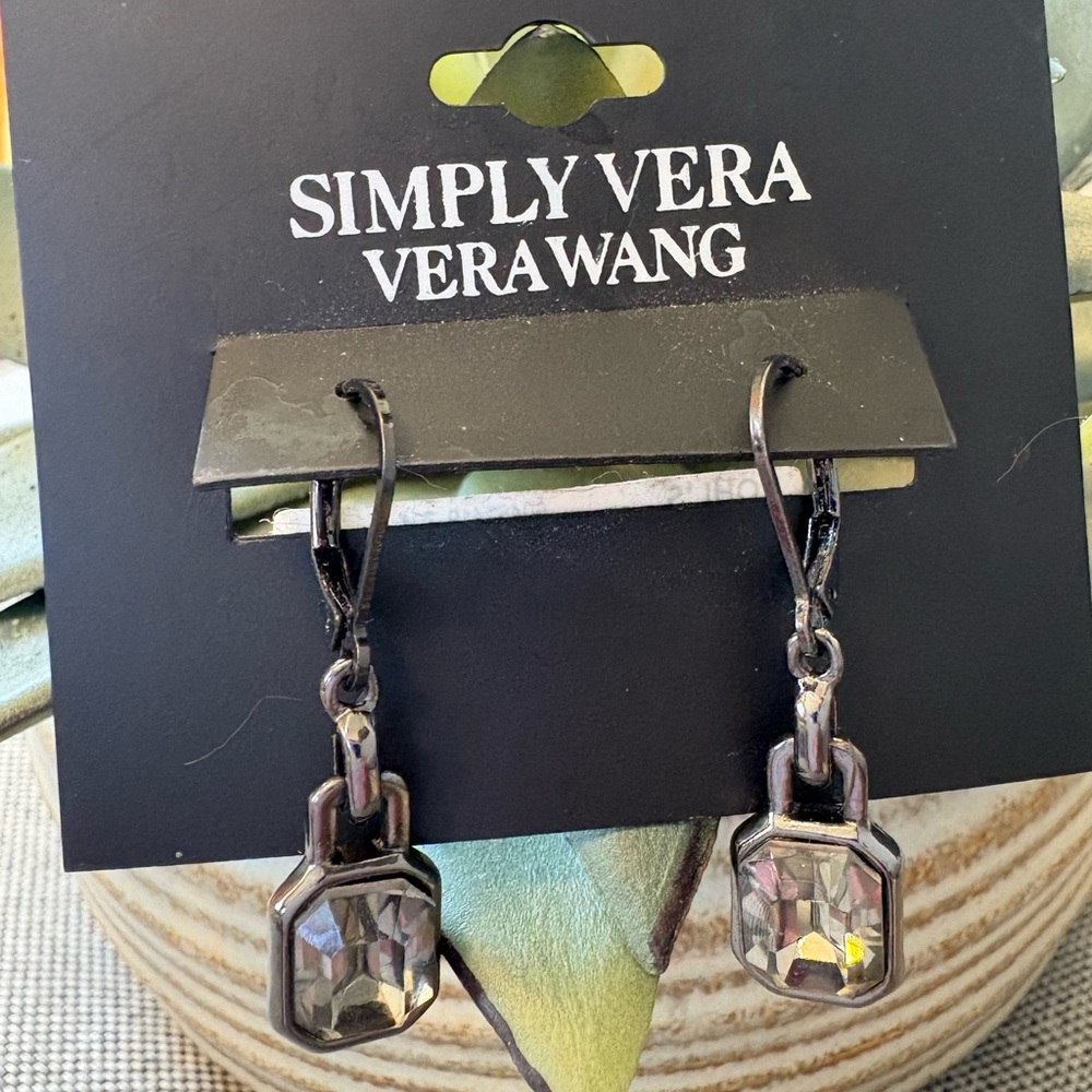 NEW Simply Vera Vera Wang GrayBlack Lever Back Earrings w/Emerald Cut Faux Stone